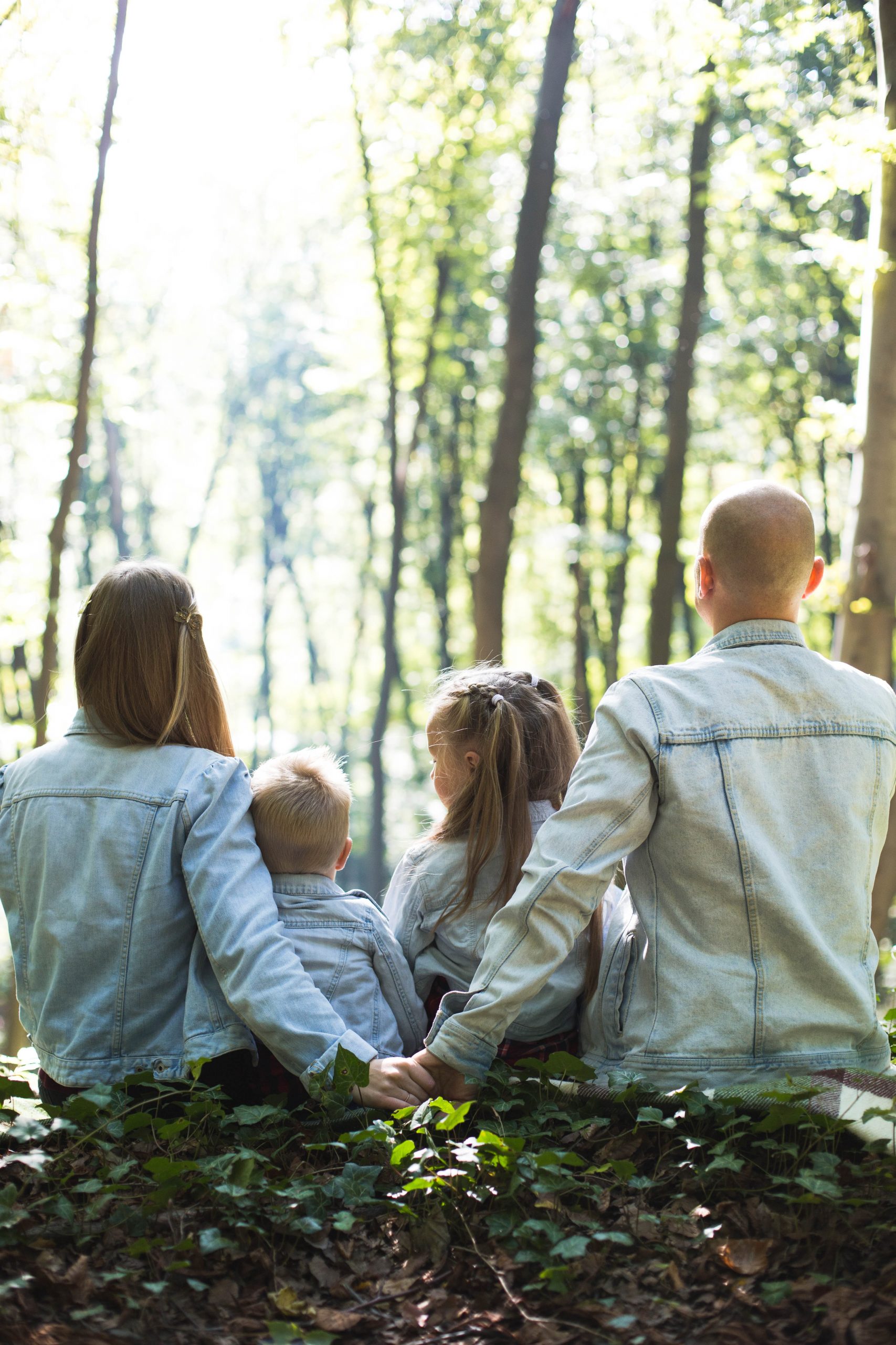 Escuela UCA de padres y madres. Taller 10 (online). “Crianza: los padres perfectos y el sentimiento de culpa”. 2 horas. 27 de abril al 18 de mayo