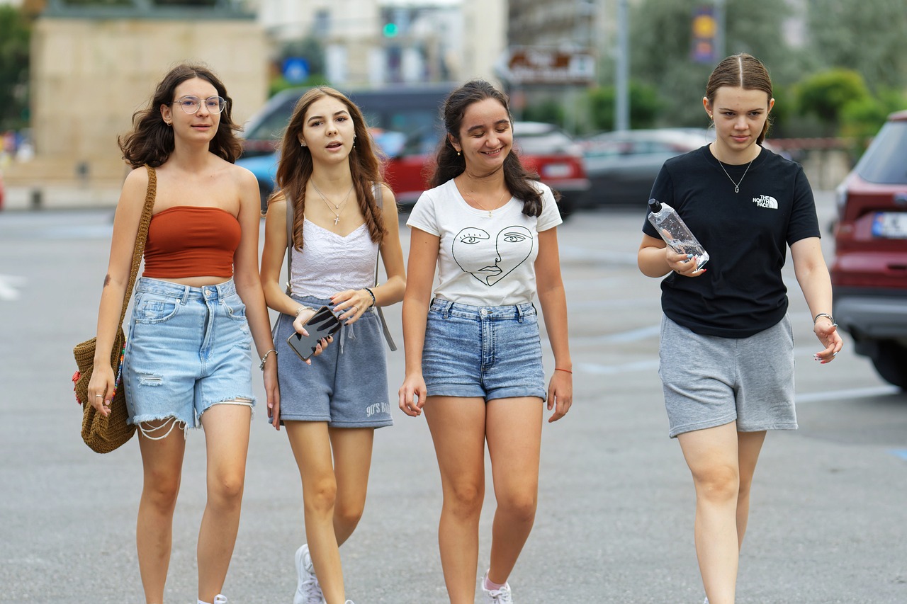 Escuela UCA de Padres y Madres. Taller 2 “Acompañando la preadolescencia de 9 a 12 años: de...